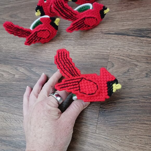 10 Cardinal Bird Needlepoint Napkin Holders Christmas - Picture 2 of 5